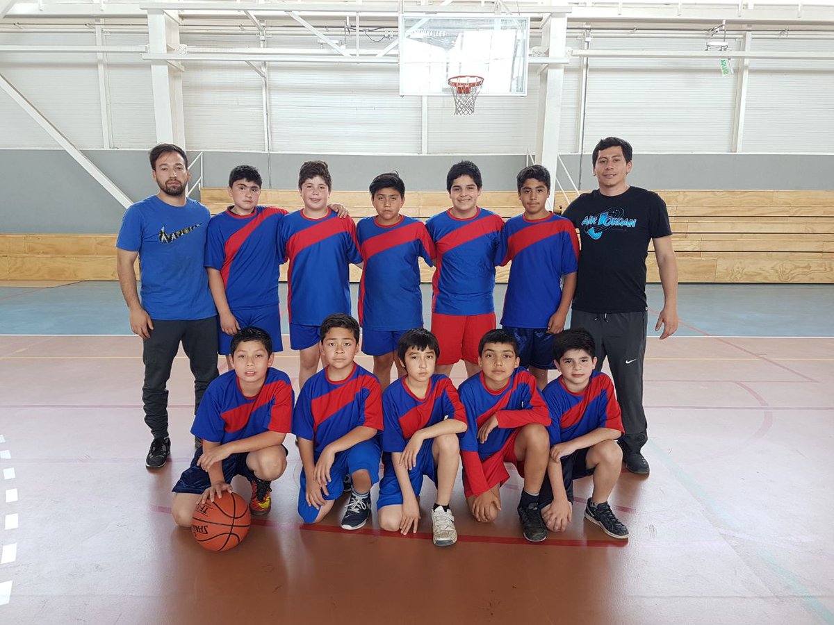 acle_cormun's tweet photo. Intercomunal de básquetbol Judemu damas y varones.  Coltauco, Doñihue y Rancagua. En Gimnasio Polideportivo Lourdes. @alcaldesoto https://t.co/nbMqBapLUT