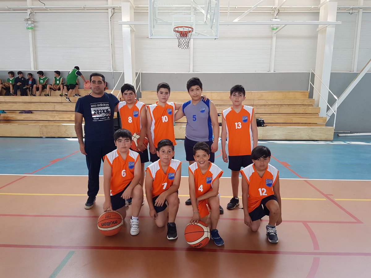acle_cormun's tweet photo. Intercomunal de básquetbol Judemu damas y varones.  Coltauco, Doñihue y Rancagua. En Gimnasio Polideportivo Lourdes. @alcaldesoto https://t.co/nbMqBapLUT