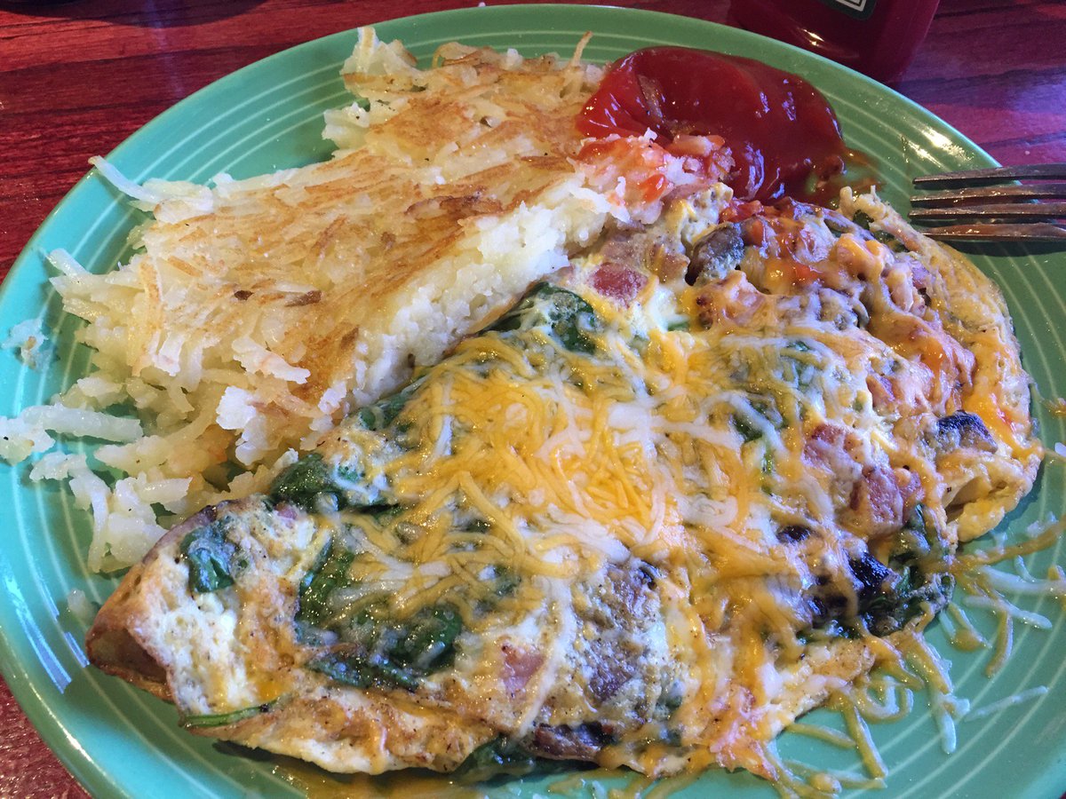 HeatherSiems's tweet photo. I'm at Rex's Cafe in San Pedro, CA https://t.co/p0Hxv6cOJo https://t.co/BrVcwixW8I
