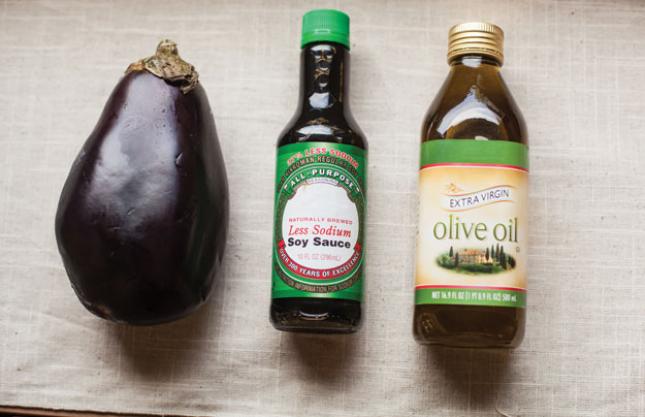 eatfresh_org's tweet photo. We weren't kidding when we said this is the easiest eggplant! Try it with your favorite salad for #MeatlessMonday! https://t.co/xYIBI0Mayn https://t.co/ydDsARCcvu