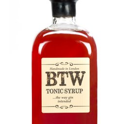 penge_food's tweet photo. The brilliant @btwdrinks in our mkt now. Made in Bermondsey, & busting the myth that tonic water is meant to be clear! #naturallyextracted https://t.co/pjFpgv4XDs