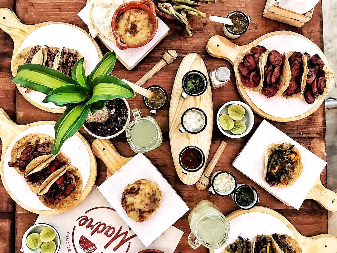 ElReyDelLowCost's tweet photo. @Barrio_Santa_Fe  el “Hot spot” de la zona
El food court cuenta con 18 variades de ofertas gastronómicas
https://t.co/aadx8UUmE5
#FelizLunes https://t.co/3qVAqW3Qwt