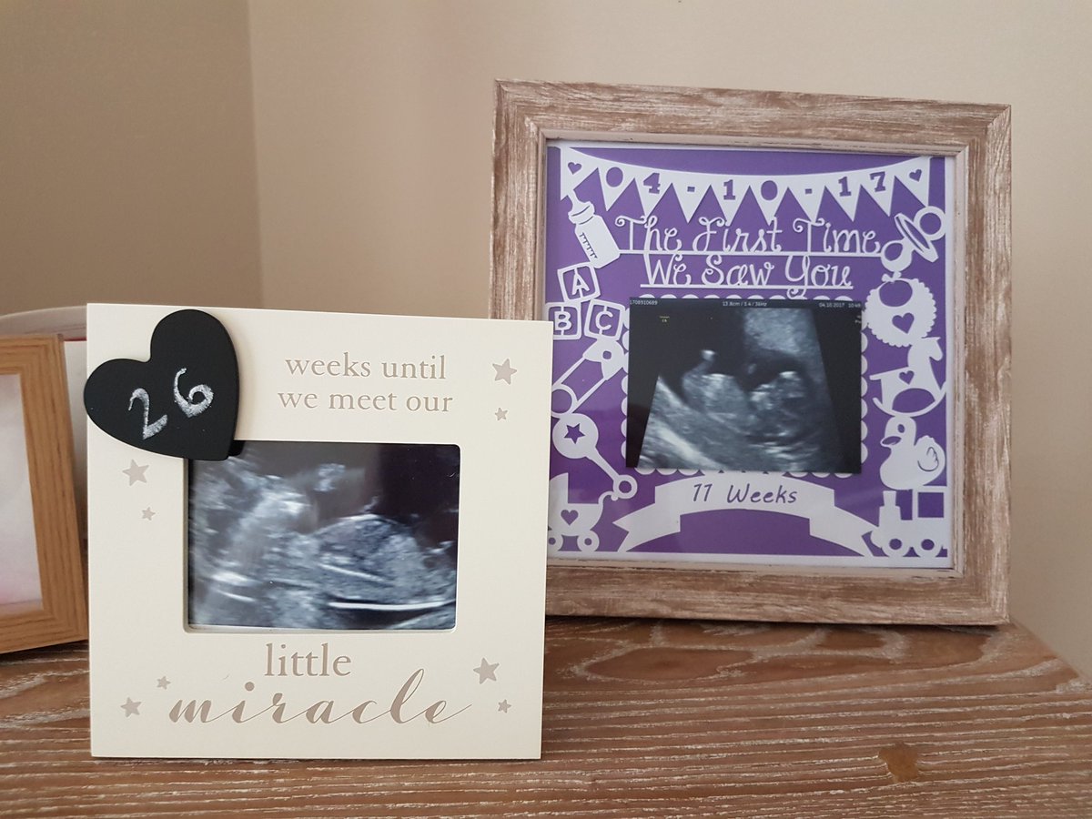 LittleKimmyJane's tweet photo. 14 weeks pregnant today ❤got these lovely frames! https://t.co/6lgtnIK84S