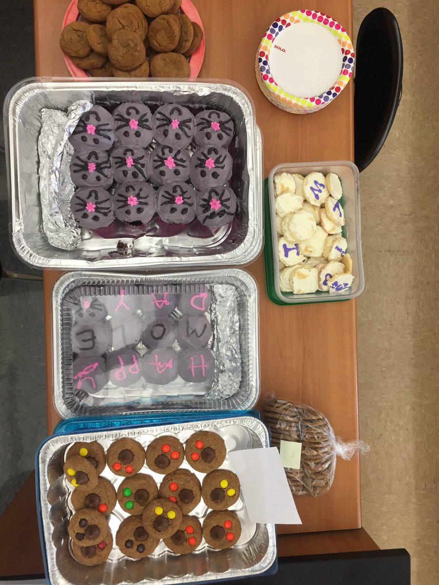 StepanLaurene's tweet photo. @WeRUnion Mole Day Stepan Bio/Chem 2017 https://t.co/uVES01jtya