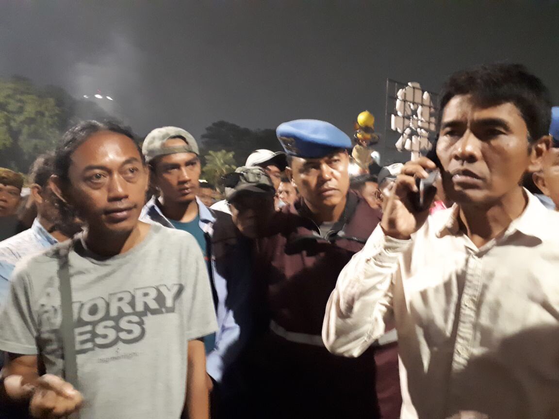 persatuanburuh's tweet photo. Malam di istana https://t.co/J3TLEjLy81