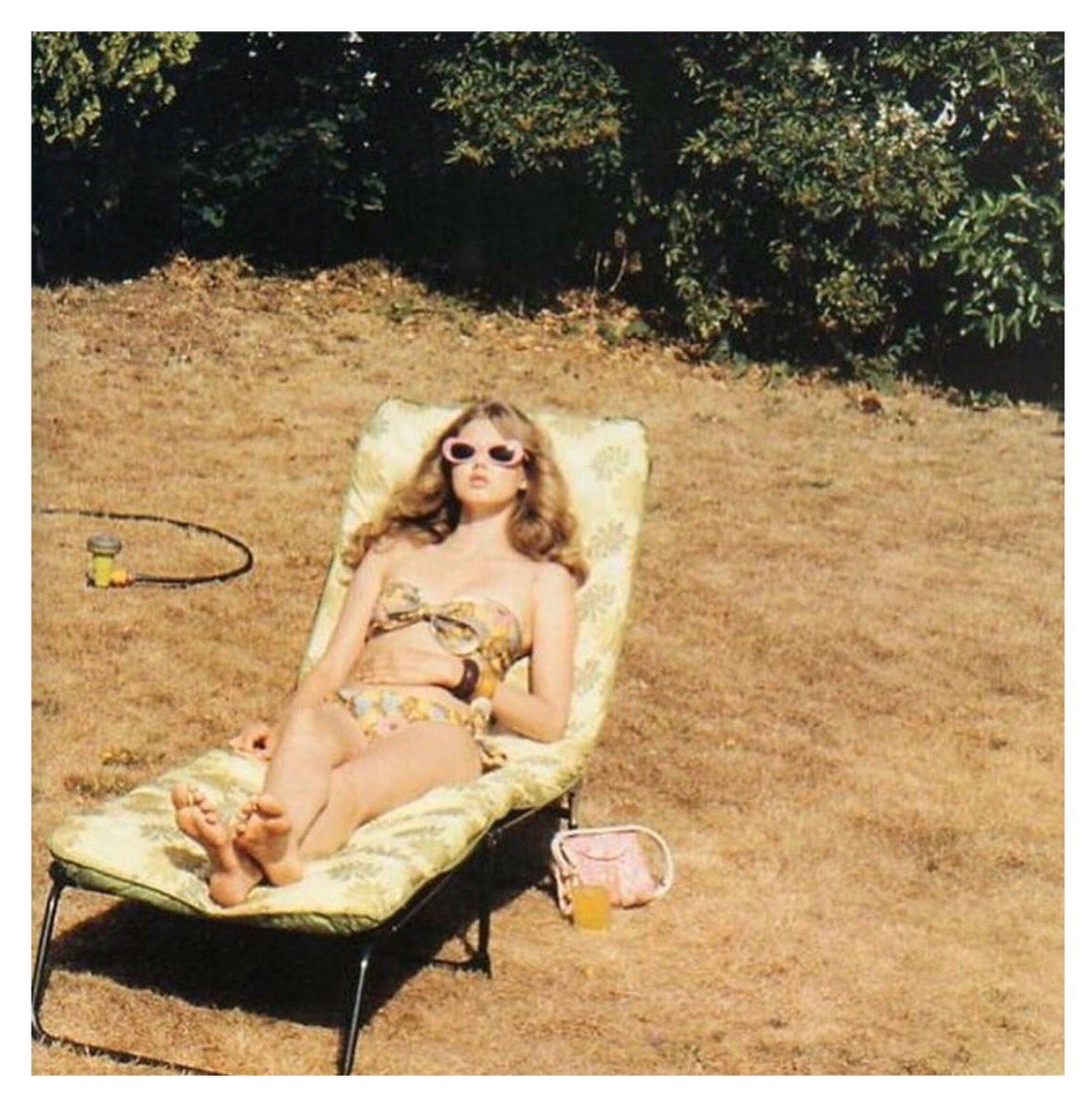 Biondi_Boutique's tweet photo. We’re poolside #biondilondon #luxe #swim #swimwear #london https://t.co/w9NHcsCbQ9