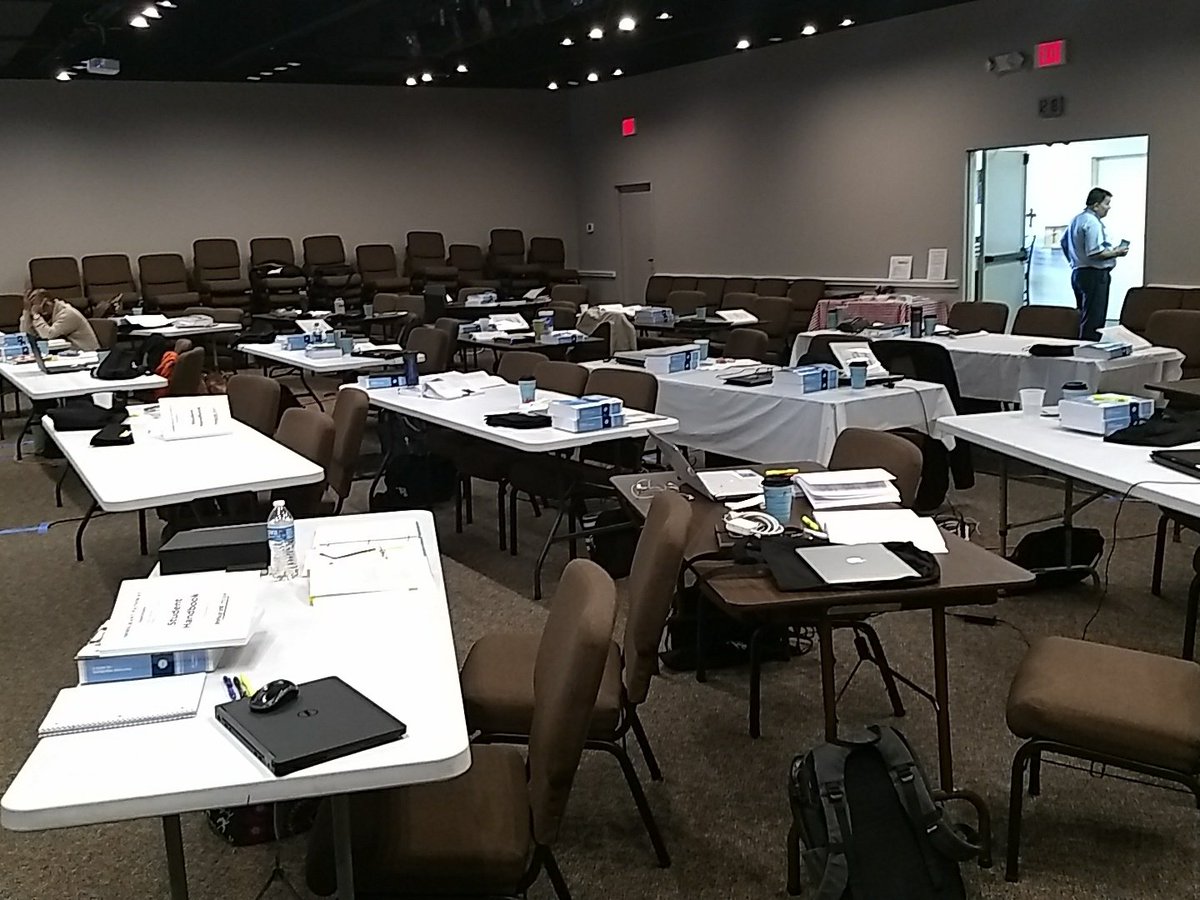ImmigrantHope's tweet photo. Class starts today! 36 students from across the US learning immigration law #IPISA https://t.co/gfKbE3ACcQ