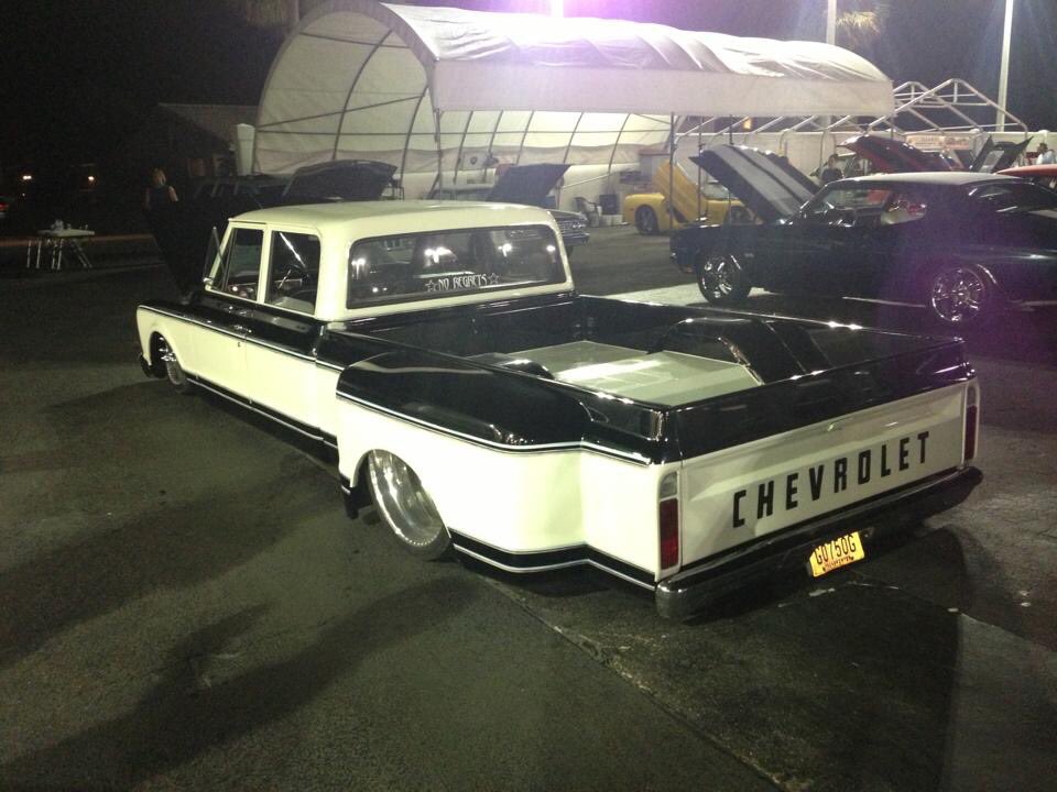Who doesn’t love a #dually like this? #demhipsthough #towpig #duallylife
c10lifestyle.com 
#c10lifestyle #c10clubapparel #c10