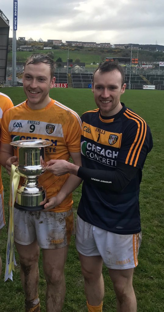 It's been a pleasure to hurl with this man for so long. Gr8 player but a better fella <a href="/AontroimGAA/">Antrim GAA</a> will be sad to see you go <a href="/shiels_paul/">Shorty</a> 🙌