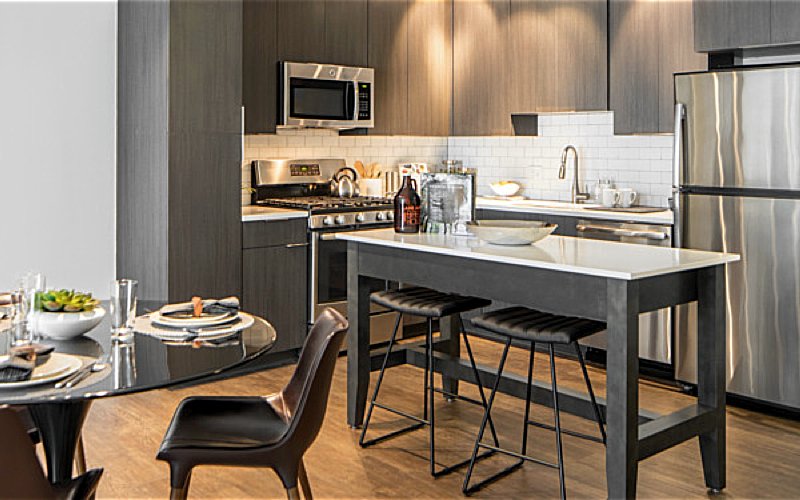 Apertureapts's tweet photo. It’s easy to love where you live when you live at Aperture! https://t.co/NUPwHnks2i #LifeAtAperture #Bozzuto #BozzutoLiving https://t.co/yZKINwiDJY