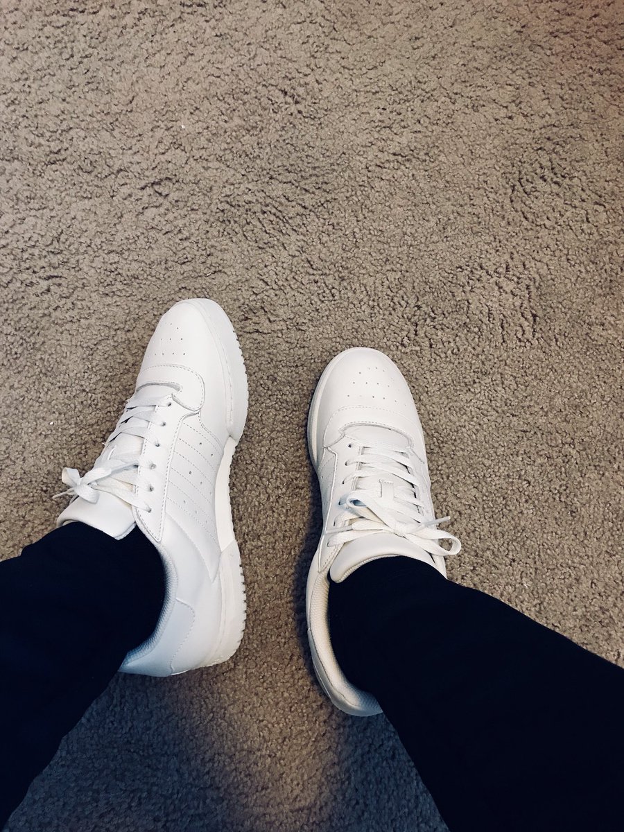 NicholasArder's tweet photo. Been waiting on these, thanks @adidasoriginals #teamadidas https://t.co/fZie4LxIM9