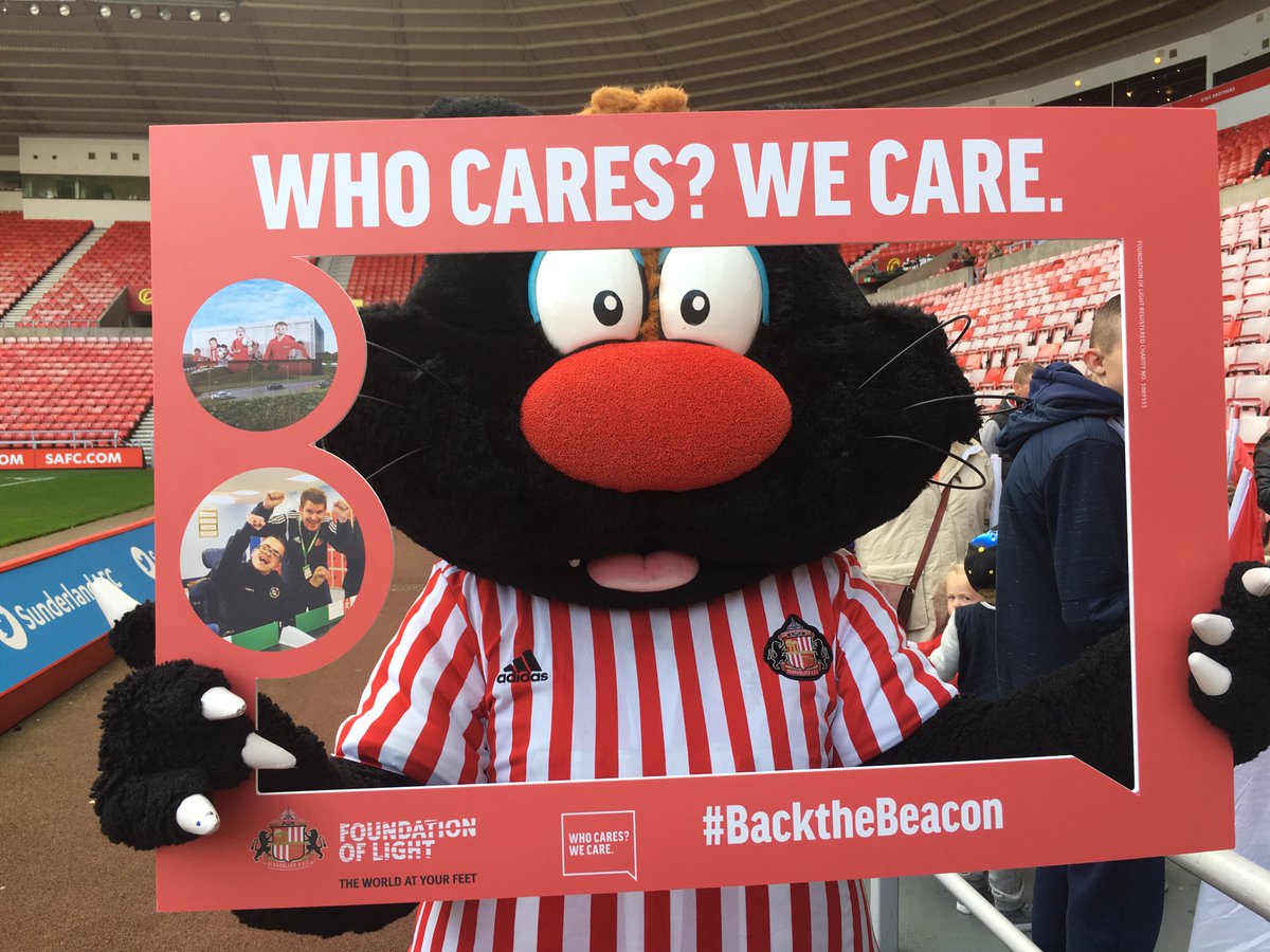 SAFCFoL's tweet photo. HUGE THANK YOU to @SunderlandAFC for supporting the #BacktheBeacon campaign at today's #SAFCFanFest! #LightingUpLives #WeCare https://t.co/hBBOj3alwd