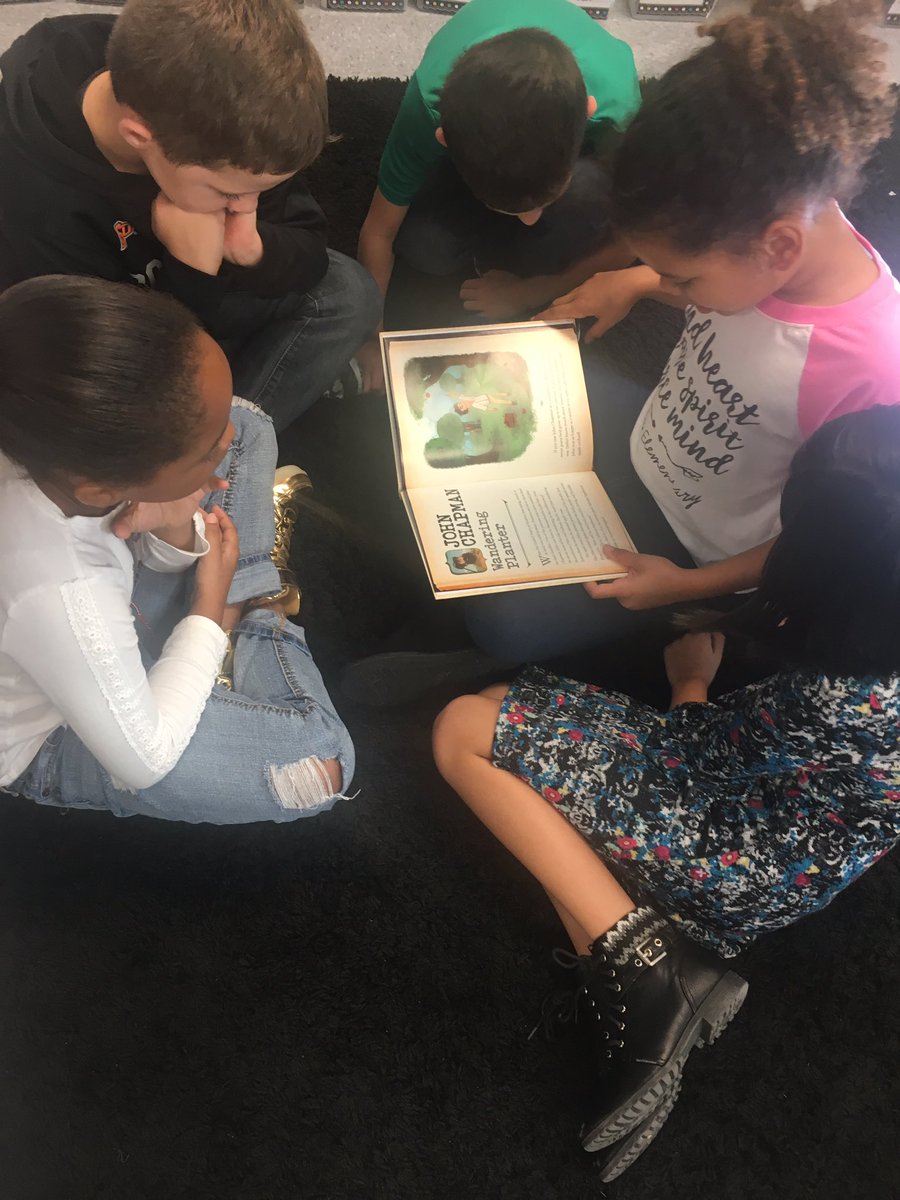 gonzalestweets's tweet photo. Exploring some #talltales with some read aloud groups. #realpeople #superhumanability #ELAR #empoweringthirdgrade @ProsperISD @hugheselem https://t.co/ni6MQWpblf
