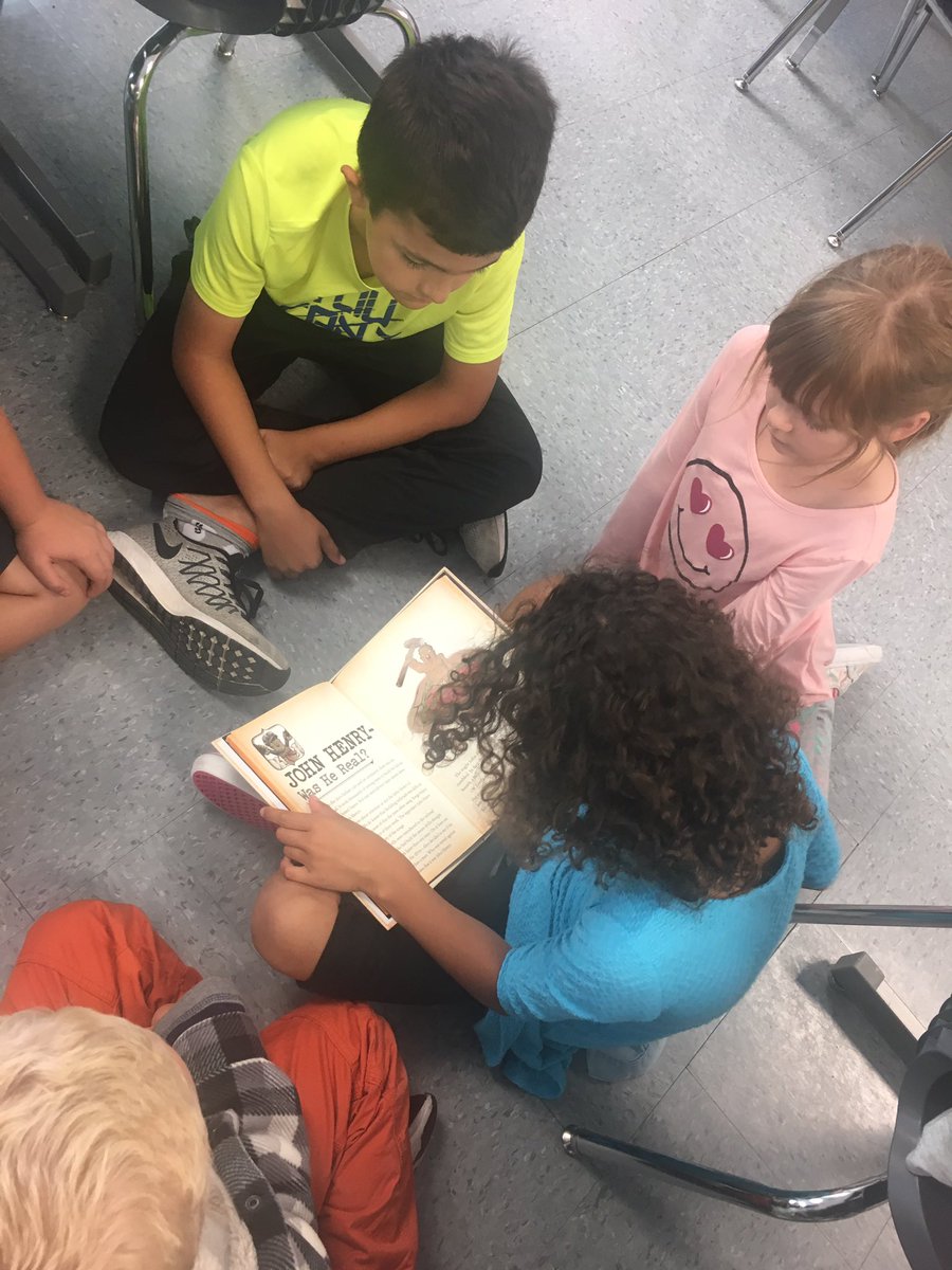 gonzalestweets's tweet photo. Exploring some #talltales with some read aloud groups. #realpeople #superhumanability #ELAR #empoweringthirdgrade @ProsperISD @hugheselem https://t.co/ni6MQWpblf
