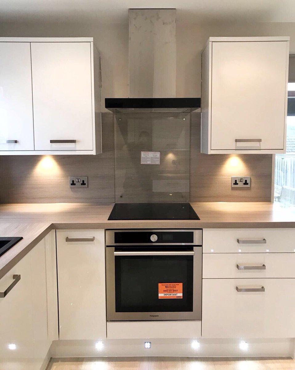 MeehanProperty's tweet photo. Kitchen we have done #kitchen #modernkitchen #joinery #kitchenideas #followusonfacebook https://t.co/WHajuOLFnv