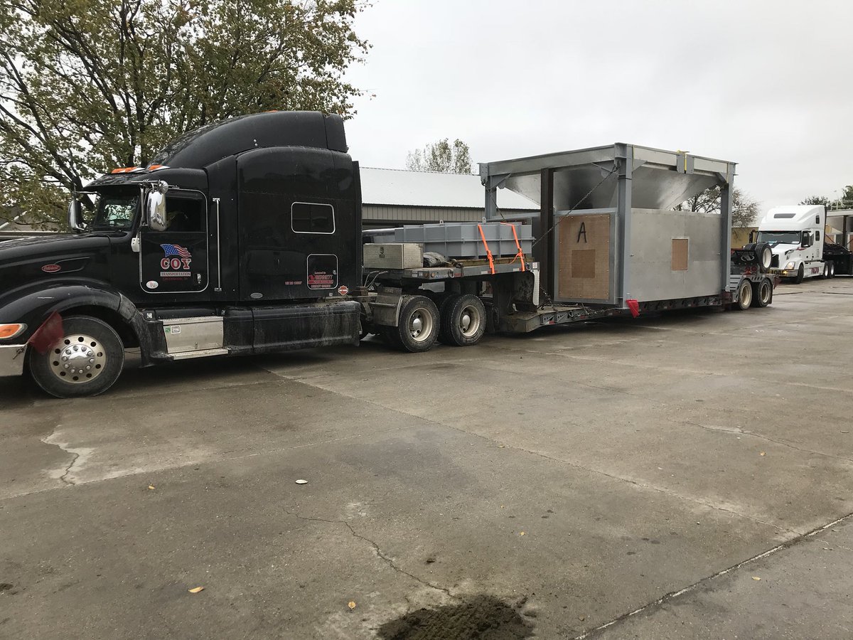 coy_robert's tweet photo. 13’6 wife heading to Utah. @BennettIG #heavyhaul#wideload https://t.co/vR32RZ8iGL
