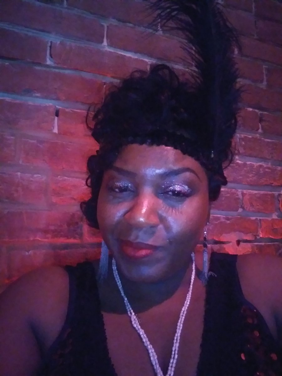 LisaMoonYe1's tweet photo. 1920 birthday party https://t.co/KXqtcrOhHt