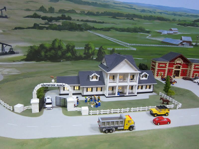DallasFanzine's tweet photo. The drama continues on lego #Dallas. https://t.co/xDnc5VMC7Q