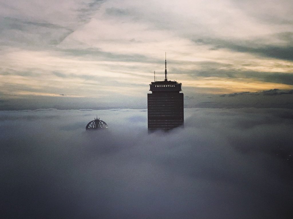 OnlyInBOS's tweet photo. The sunset over Boston tonight... https://t.co/SKyEh9WsZB
