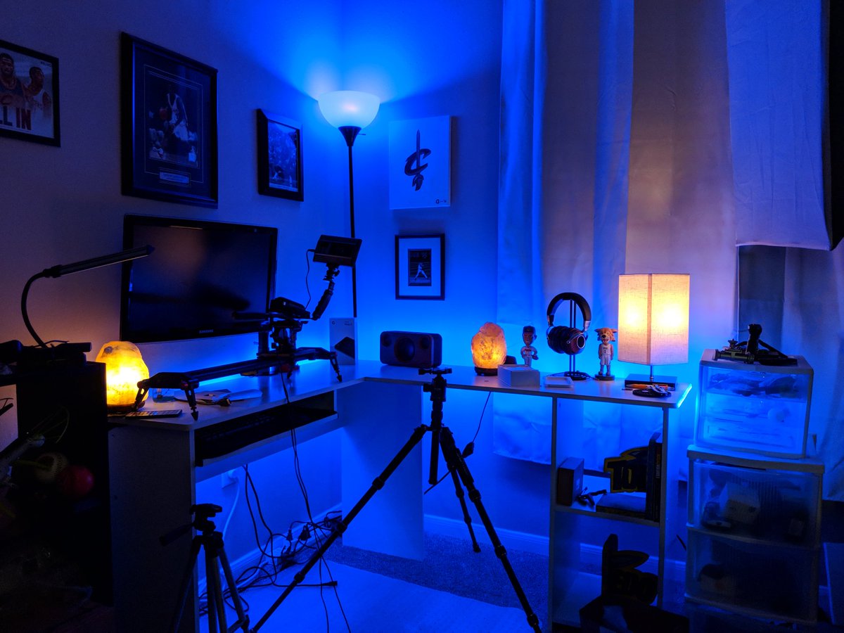 CandidTechTV's tweet photo. The studio β₯οΈ
#unedited #photography #candidtech #tech #teampixel #madebygoogle #google #googlepixel #pixel #pixel2 #shotonpixel #shotonpixel2 https://t.co/0UiVuK3lsD