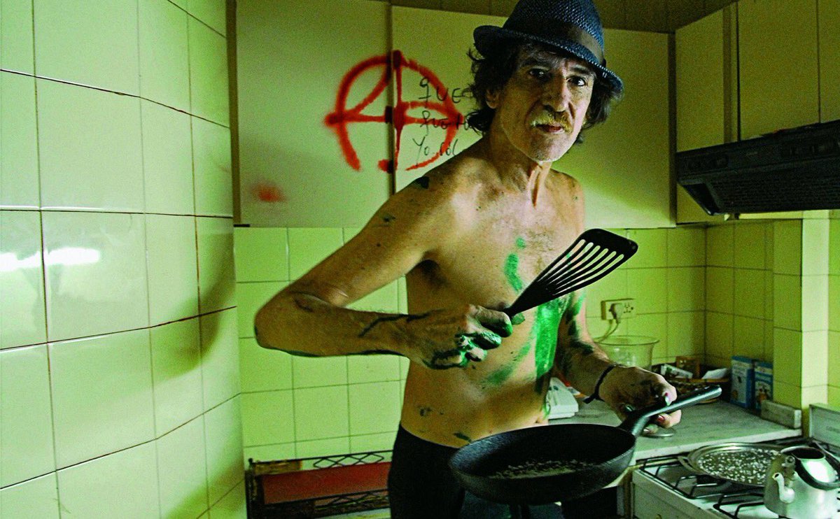 "La mediocridad para algunos es normal, la locura es poder ver más allá", escribió el genio de Charly García, que hoy cumple 66 años.