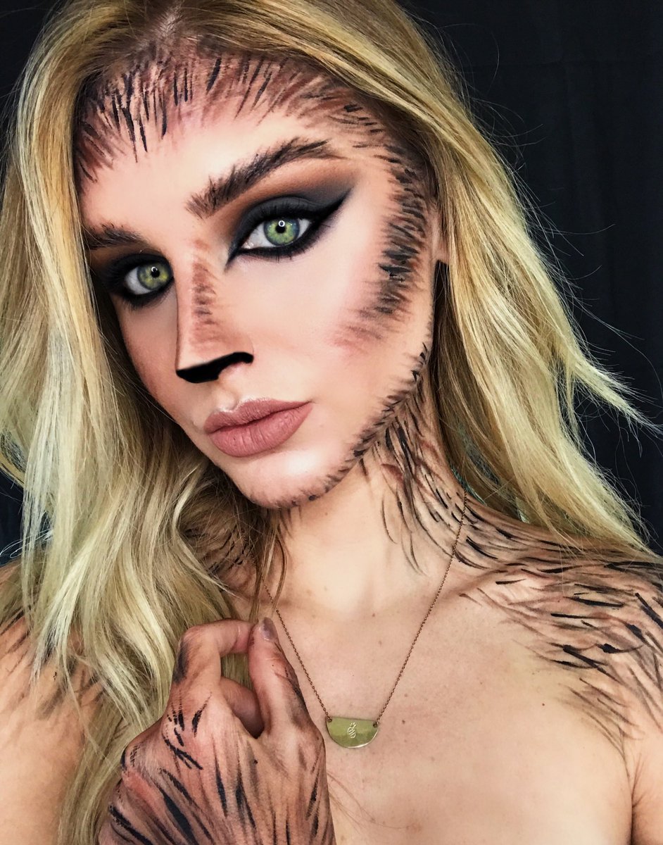 Howl you doin. 🌕🐺
<a href="/ABHcosmetics/">Anastasia Beverly Hills</a> <a href="/elfcosmetics/">e.l.f. Cosmetics</a> <a href="/BuxomCosmetics/">BUXOM Cosmetics</a> <a href="/UrbanDecay/">Urban Decay</a> <a href="/SigmaBeauty/">Sigma Beauty</a> @norvina1 <a href="/Neutrogena/">Neutrogena</a> 
instagram.com/p/BamYhJ6h3d5/