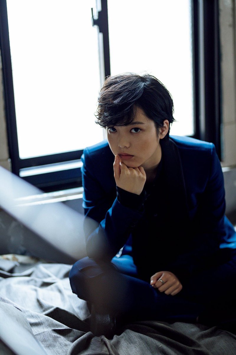 欅坂46平手友梨奈さんが メンズ モデルとしてファッション誌に登場 イケメン化してってる Togetter