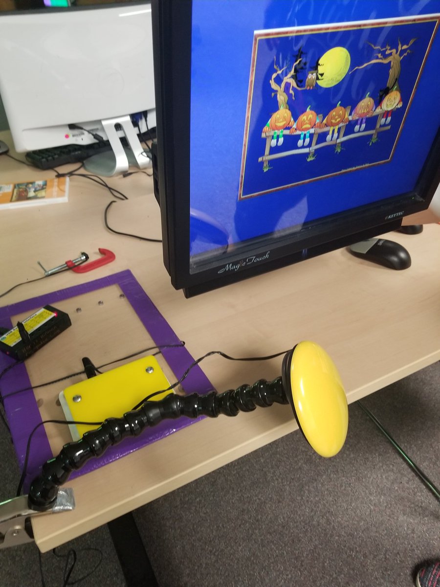 Want to see an assitive tech infused classroom? Go visit Mrs. Leigh &amp; Mr. Evans #lifeofatechteacher #mnpslt <a href="/MetroSchools/">Metro Schools</a> #powerful