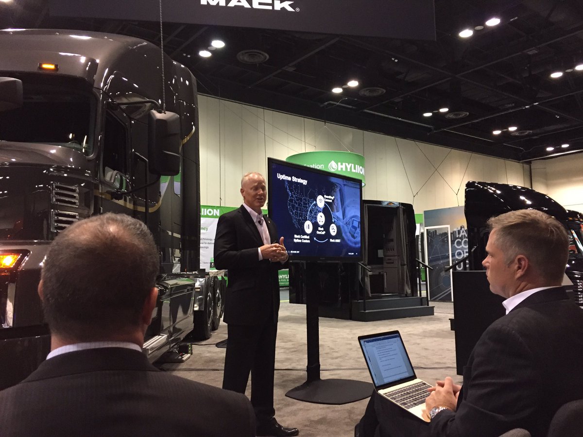 HDTrucking's tweet photo. Uptime is a key theme of truck maker press events at #ATAmce2017 like this one with @MackTrucks https://t.co/su5kgGUdcx