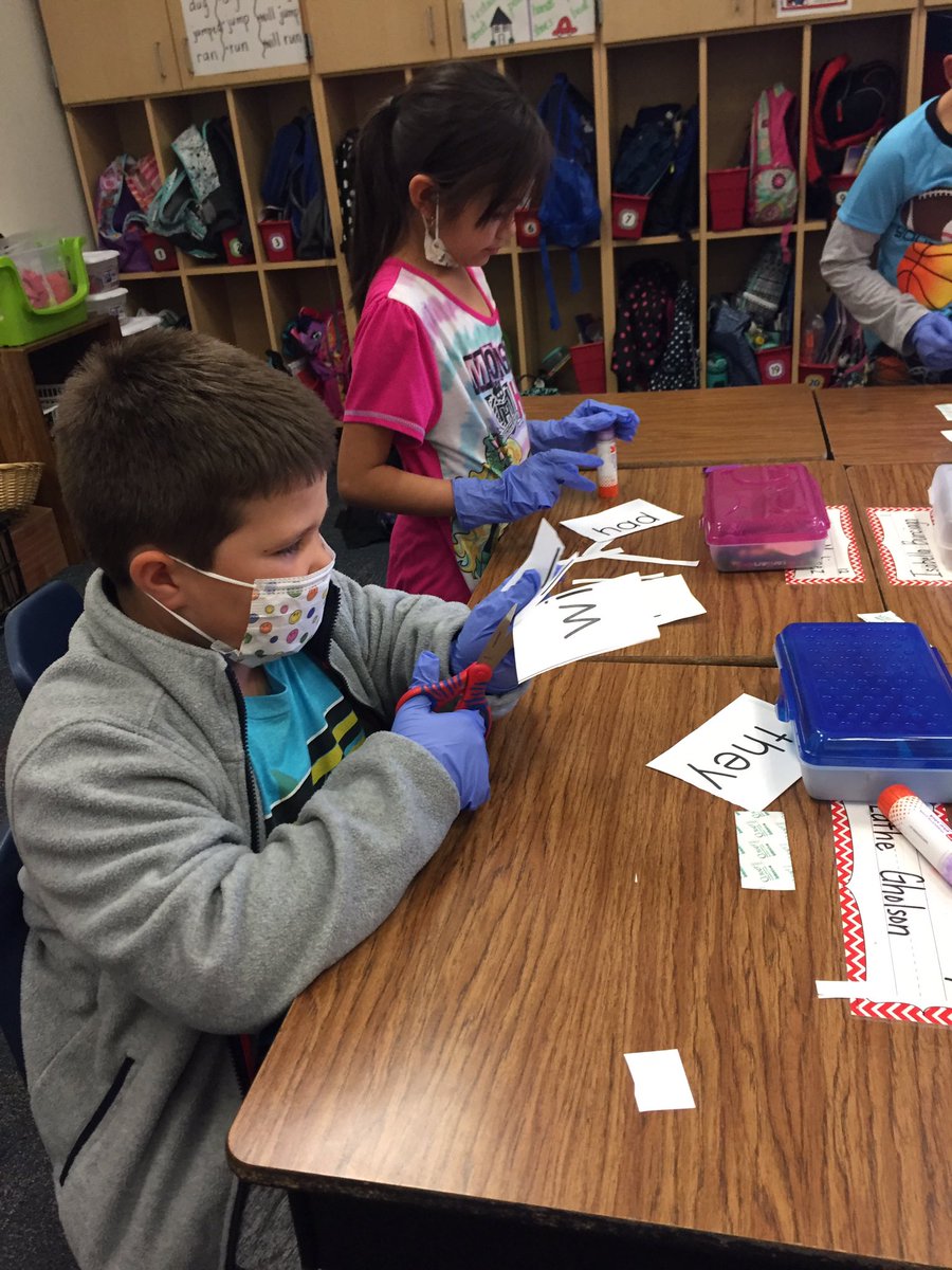samremington2's tweet photo. Contraction surgery underway #carsonstars https://t.co/DuL0oPSZ9S