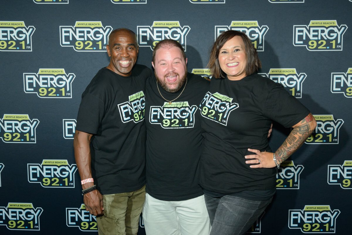 StacyScott1079's tweet photo. Love this crew! #energy921 https://t.co/INUysbKjkx