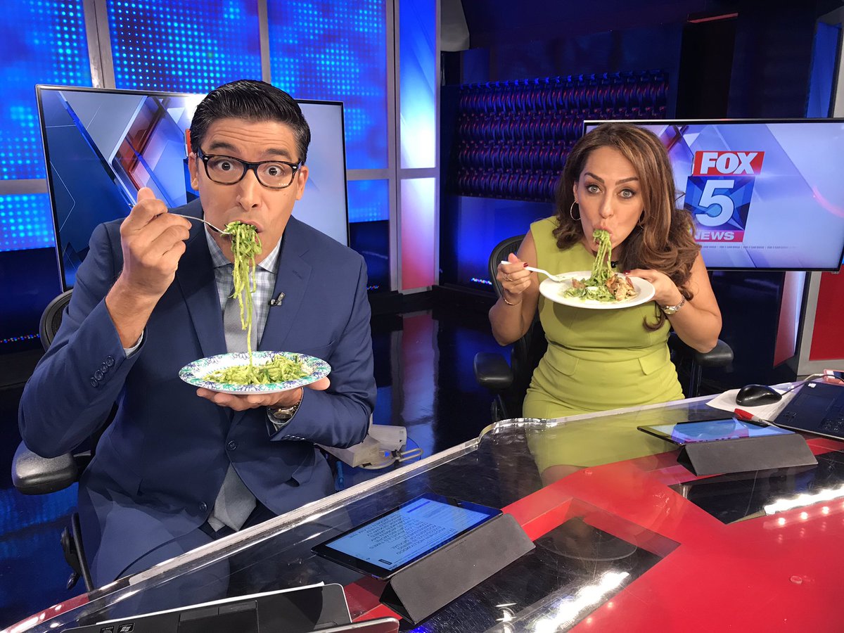 SPKCooks's tweet photo. I think they liked the Chicken Saltimboca &amp; Pesto zucchini noodles! Thanks for having me :) @RaoulFOX5 @shallyFOX5 on @fox5sandiego https://t.co/v5AkQAlKD5
