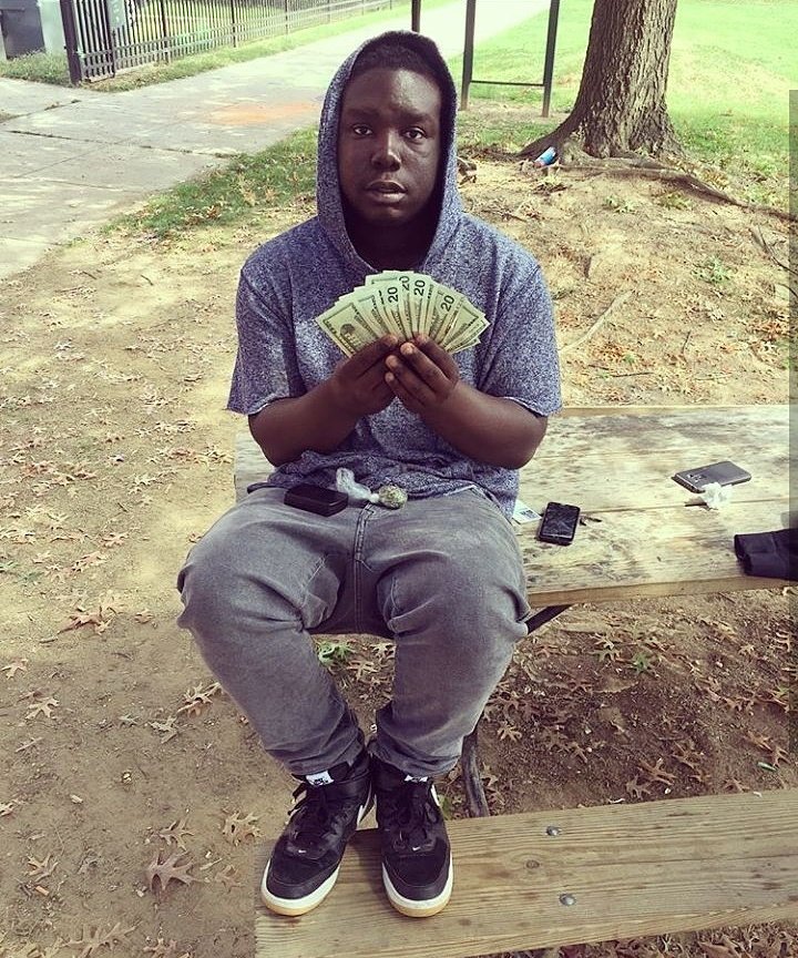 swpeso's tweet photo. Free my dawg @BIGGTUTT 🏋️🥇💪🏾 #myniggaintfoldin🙊👹🔓 https://t.co/FSIpa3XWLO