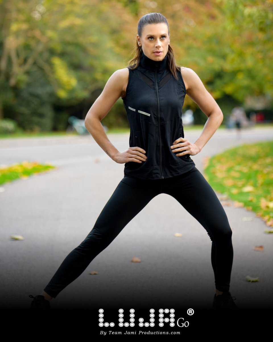 _LUJAGo_'s tweet photo. 🔔 Get ready for the Autumn/Winter 2017. Our new Sleeveless Running Jacket is out now! 🏃‍🏃‍🏃 👉 https://t.co/AREHqEZt6C #LUJAGo #ukrunning https://t.co/efohxwIjwI