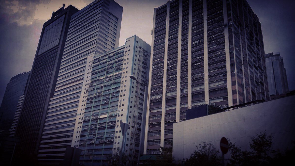 photography_ios's tweet photo. #buildingstyle🏙
#tsing ma 😋
#hong kong 👍🏻
#iOS
#photography https://t.co/vGkWLH8Ylk