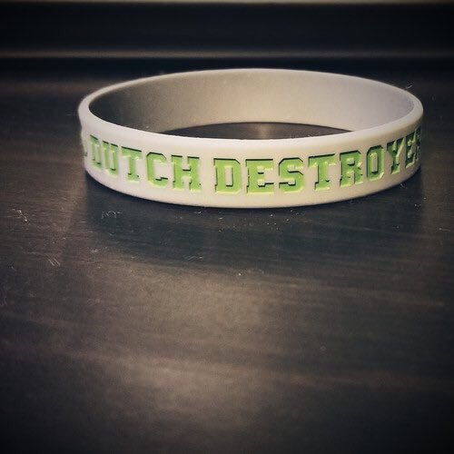 RoyalRiotStock tweet picture