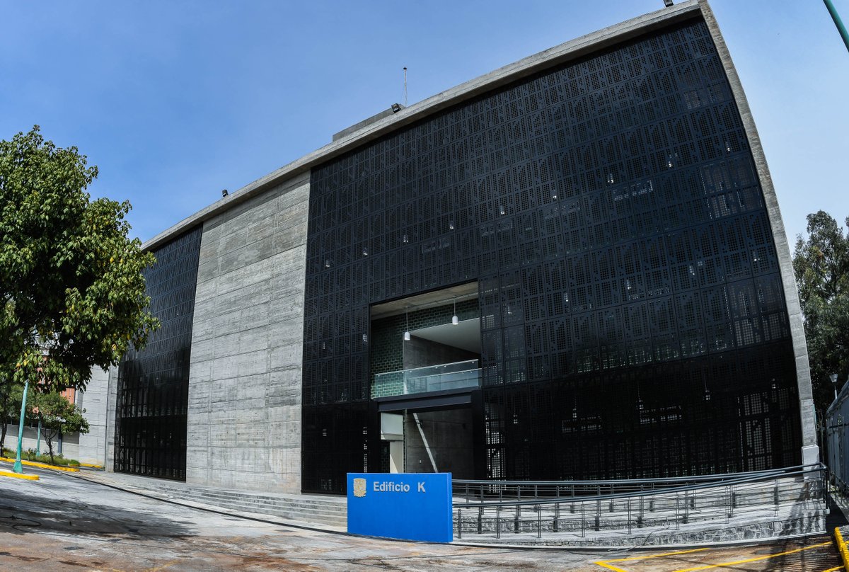 TXTUALes's tweet photo. Único por su infraestructura tecnológica y capacidad instalada en equipos listo Edificio Tecnológico de la @FCAUNAM1 #EdificioK #UNAM https://t.co/GxTvKxyc47