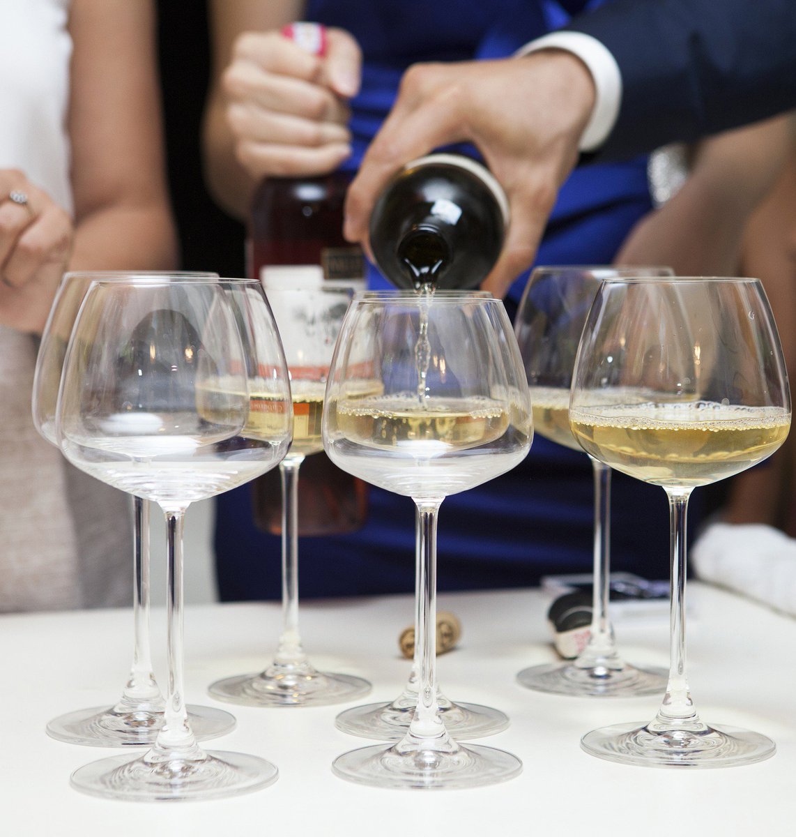 oldworldvines's tweet photo. Members of trade only: Oct. 30 seminar + tasting on indigenous &amp; modern #greek blends at San Francisco Wine School. https://t.co/LK7bCYKaKX https://t.co/BhGui6rrMo