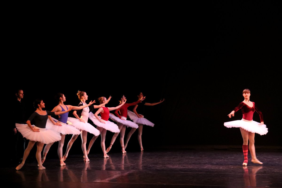 La nova companyia Ballet de Catalunya ja està en dansa
bit.ly/2xjrlml