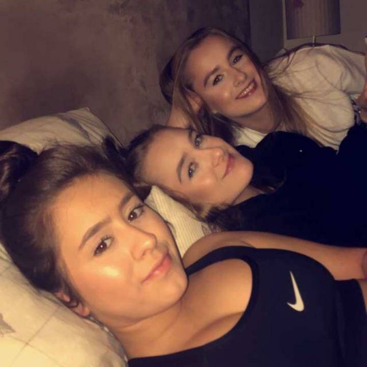 BrokenOne316's tweet photo. 🙌 YASSS It's time for a great show Annie and Jenni:HEY!! #FeatureMe #
https://t.co/RFsi0p0Rpm https://t.co/BZ5ZT5yxyp