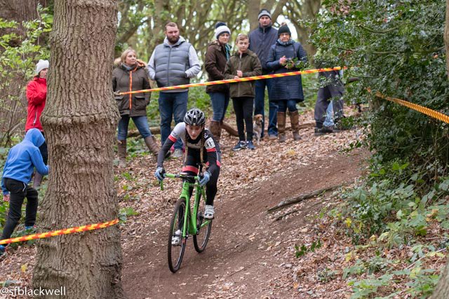 sfblackwell's tweet photo. .@LozzieJrCyclist of @LivAWOL taking double 1st in the womens and the juniors CX at Mistly yesterday #womenscycling #cyclocross #thisgirlcan https://t.co/jv1Yq92gi9