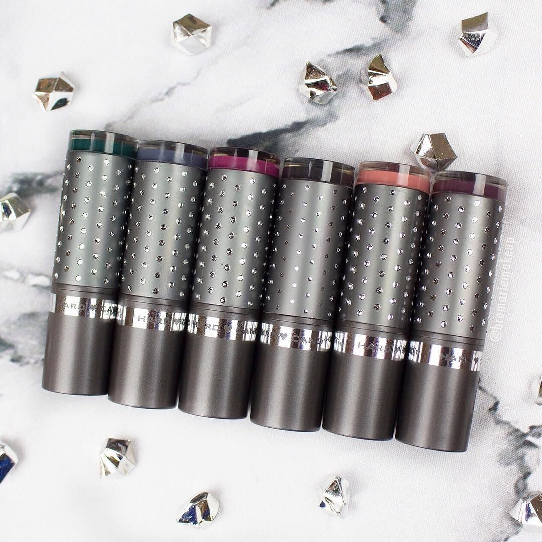 HardCandyLife's tweet photo. A star-studded lineup of NEW #FierceEffects Matte Lipsticks available in 6 vivid shades💄
📸 by https://t.co/N7McMKCtmM https://t.co/xwxpiRfXnv