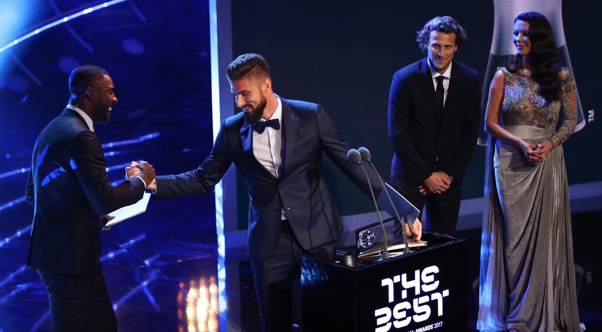 sportbible's tweet photo. The 2017 Puskas award winner, Olivier Giroud. https://t.co/ExqXZJDIKV