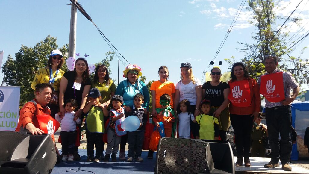 unidaddeplanes's tweet photo. ¡Esta mañana, apoyando la caminata por las olimpiadas infantiles "Calza por tus Derechos" de @MuniLaPintana junto al Osito Gominola! 👦👧 ¡Apoyando y cimentando el camino de #PlanElCastillo! @ortegahernan @Orrego @IntendenciaRM https://t.co/OSfGJxiXpM