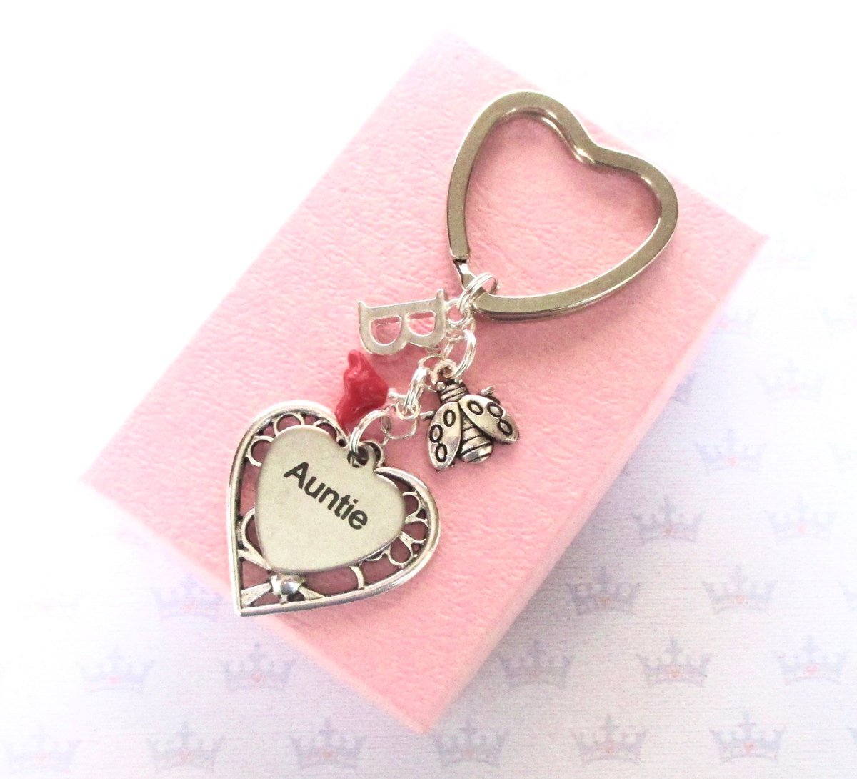 DoodlePopDesign's tweet photo. Auntie gift - Personalised Auntie keyring - Auntie Birthday - Ladybug… https://t.co/UpnYjIYtzT #Etsy #InitialKeyring https://t.co/fnucsOzYRz