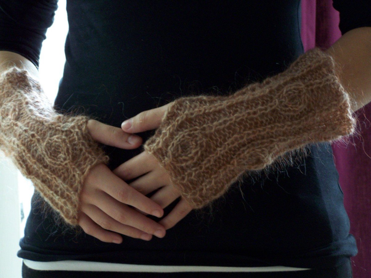 Knitting Pattern  - Beaute Fingerless Gloves Instant Download pdf tuppu.net/f7e8946e #KnitChicGrace #Pattern
