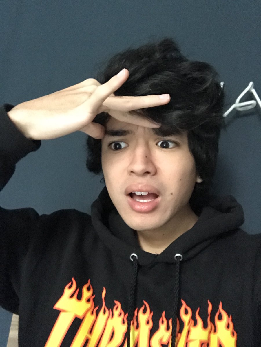 morimura's tweet photo. Eu observando a lerdeza das pessoas com umas coisas tão óbvias

#MPN #MoriMuraMuser https://t.co/ty6H3AXn2w
