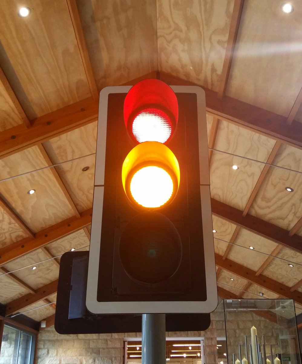 MoiraBlueCar's tweet photo. Indoor traffic lights at @davidmelloruk cafe, shop &amp; design museum, Hathersage
#4phase 
#drivinglessons https://t.co/EzMwxgKFeE