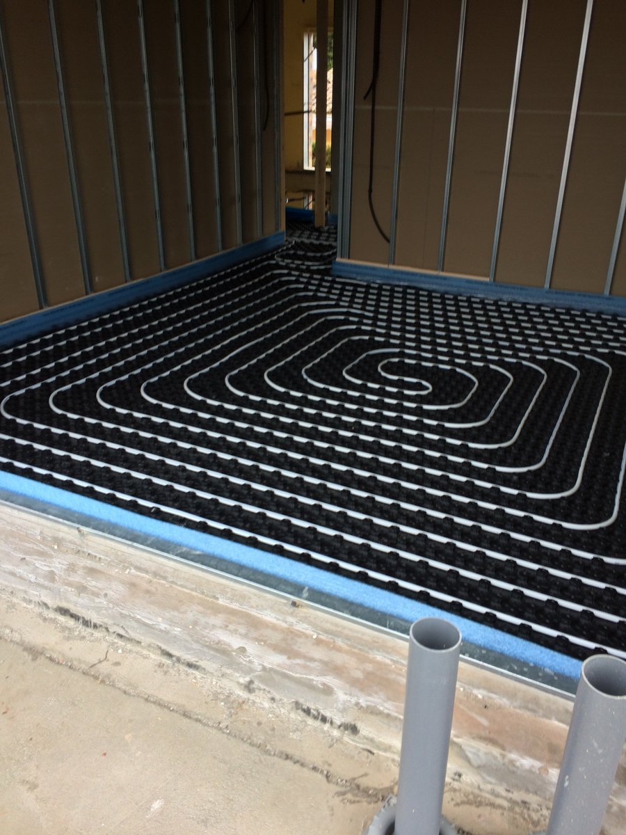 Frimar's tweet photo. Instalación de #climatización invisible #uponor en vivienda unifamiliar de #Marbella https://t.co/LdlLP6B7xp