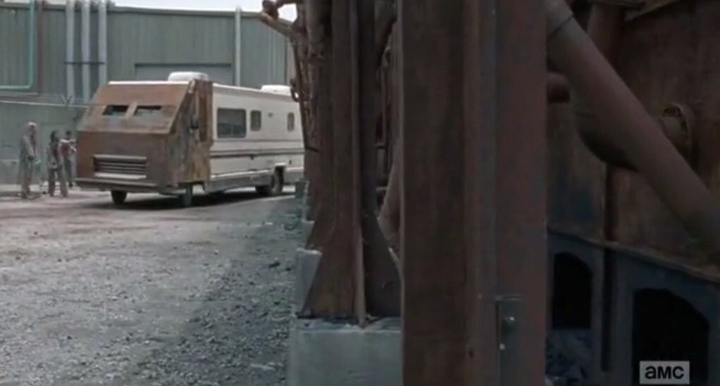WalkingDeadIT's tweet photo. Il camper di Rick come Cricchetto di Cars #FoxTheWalkingDead https://t.co/M7IjgDgEUS